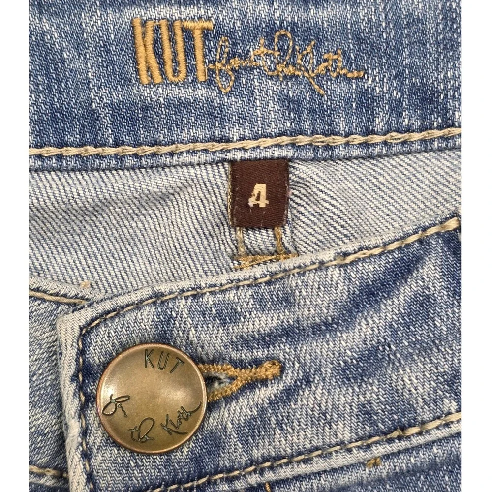 Kut from the Kloth Women Light Wash Distressed Denim Shorts Size 4 Stretch Blue
